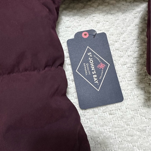 St. John’s Bay Bold Burgundy Coat Faux Fur Women’s Size Medium NWT - Picture 8 of 14